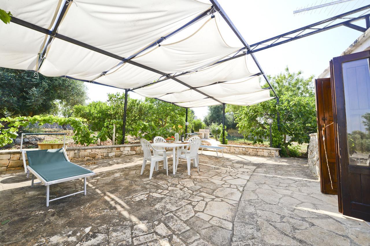 奥斯图尼I Trulli Del Ciliegio Con Giardino By Wonderful Italy别墅 外观 照片